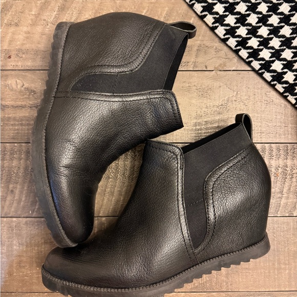 Naturalizer bootie - Picture 5 of 9